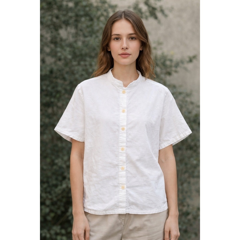 Iridium Top Womens Size M Button Up Short Sleeve White Minimalist Preppy Casual